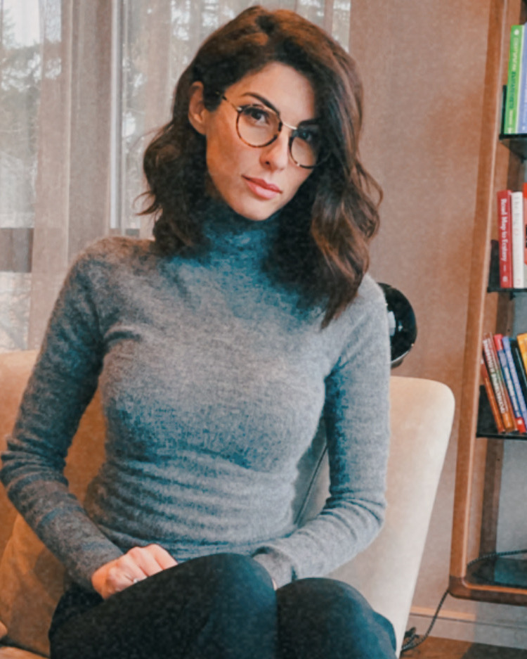 Виолета Сечкова: Христо Иванов разпространи в социалните мрежи вулгарна лъжа по мой адрес
