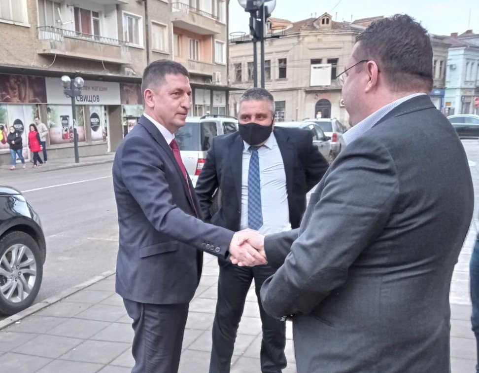 Министър Христо Терзийски обсъди криминогенната обстановка с ръководствата на районното и граничното полицейски управления в Свищов