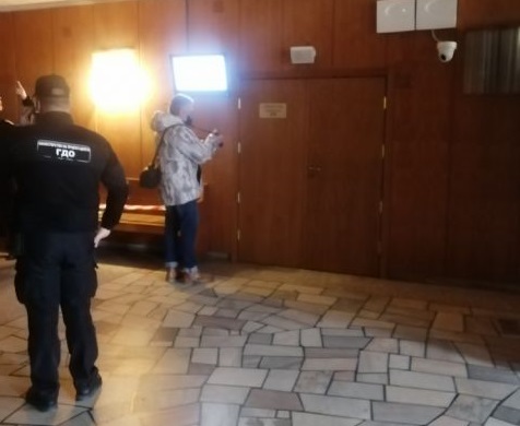Съдът върна на прокуратурата делото срещу обвинения за блудства британски пастор