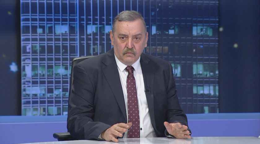 Проф. Кантарджиев: 8 българи са с новия вариант на коронавируса