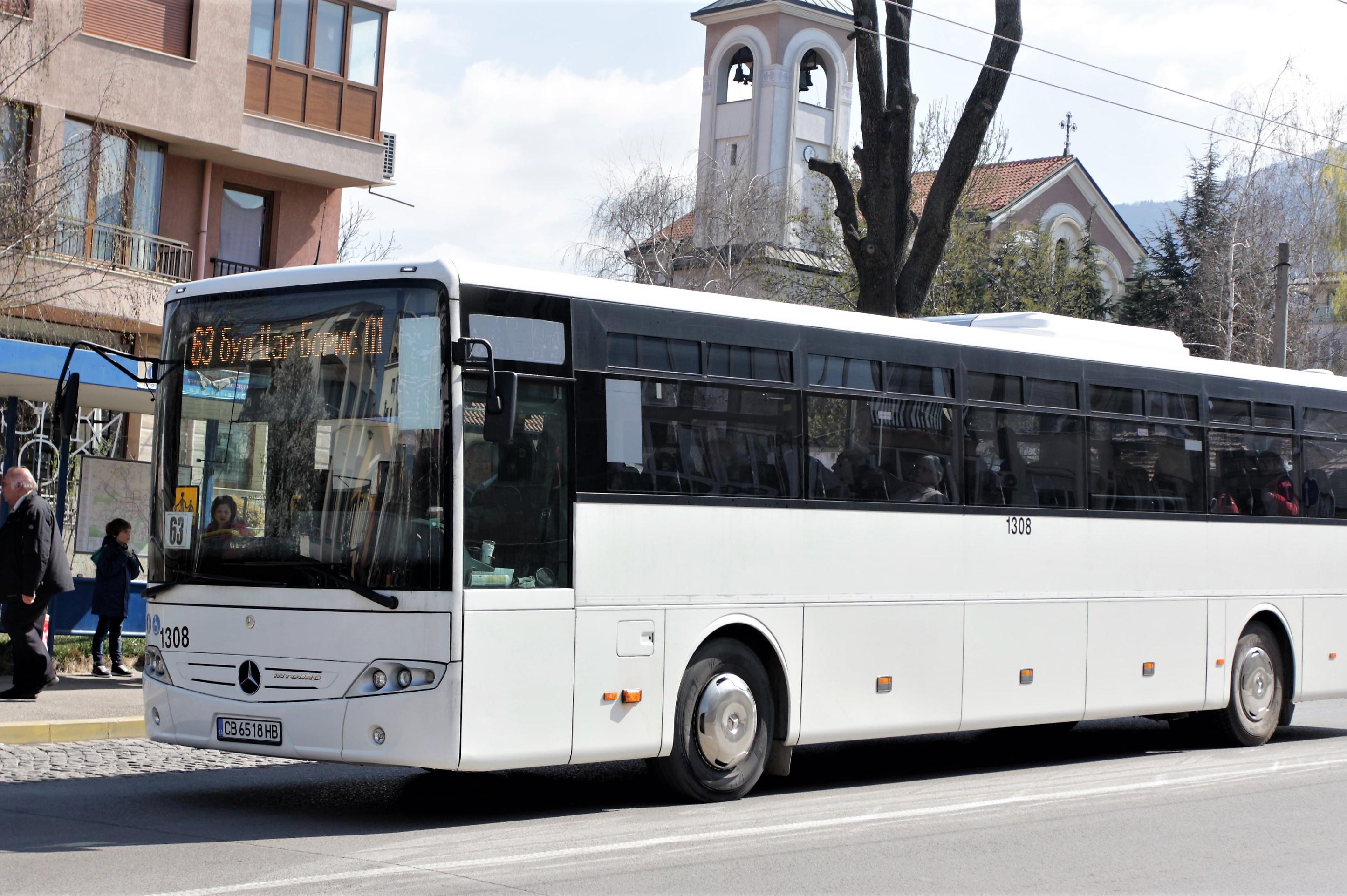 Пускат още автобуси за Витоша