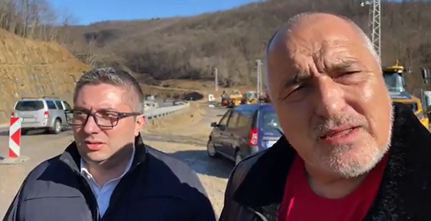 Бойко Борисов на пътя Ботевград - Мездра: Това ще бъде перличка в Северозапада (ВИДЕО)