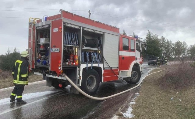 Автомобил се запали в движение край Благоевград