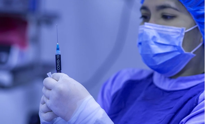 15 починали в Нидерландия дни след ваксинация срещу COVID-19