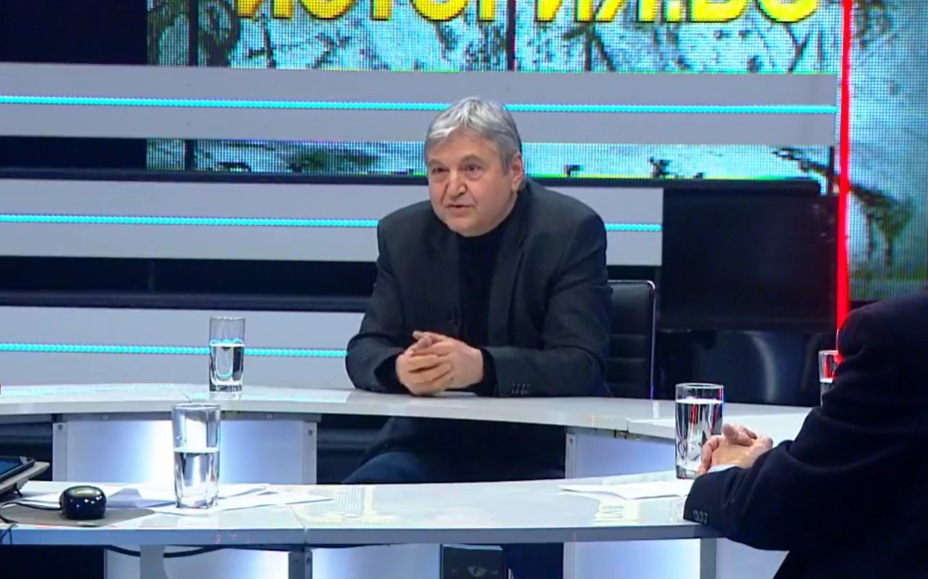 Петьо Блъсков в "История.bg" по БНТ: Във факултетите по журналистика да показват вестниците на Пресгрупата