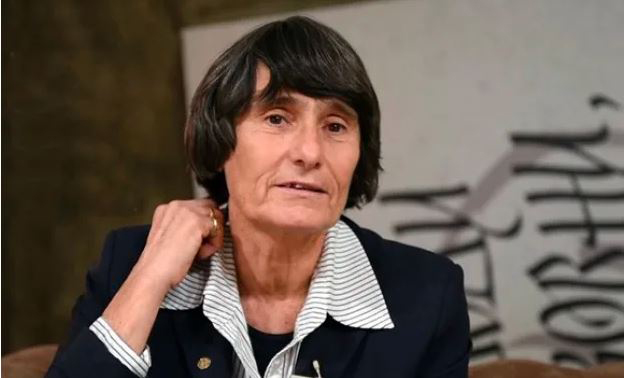 Здравка Евтимова: Левски е една вселена. За да я опишеш, трябва да живееш в нея