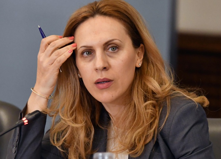 Марияна Николова: Вече тече ваксинация на членовете на изборните комисии