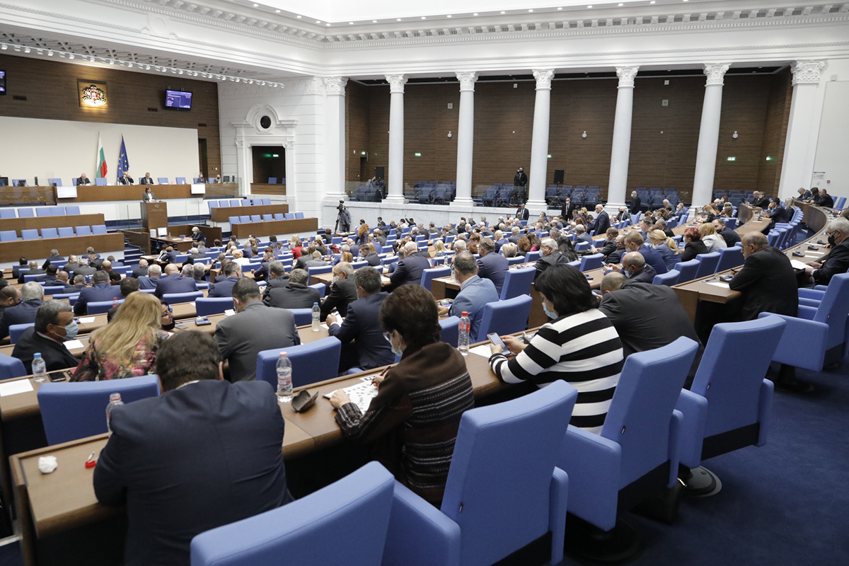 Депутатите решиха 44-ото Народно събрание да бъде закрито на 25 март