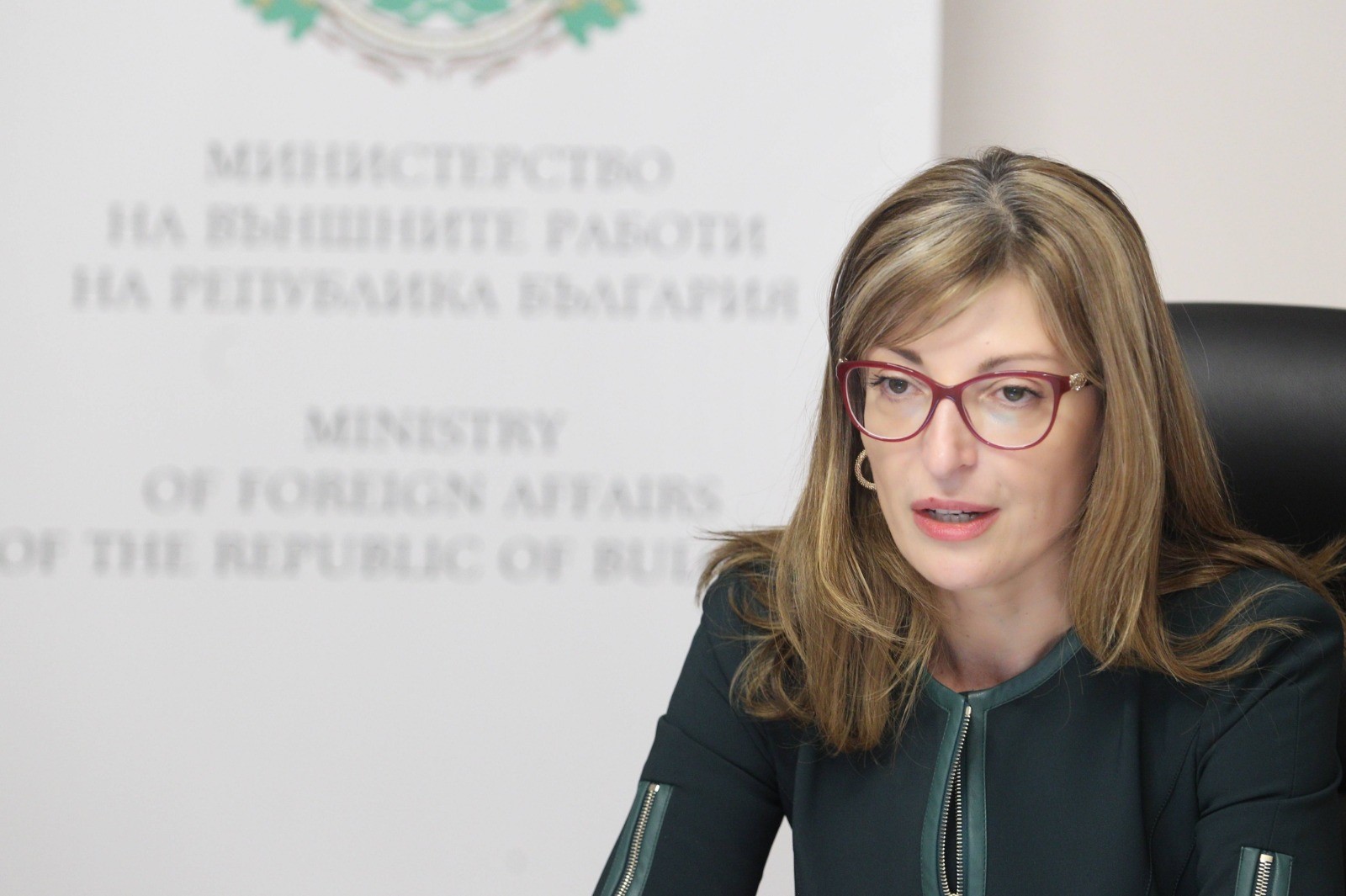 Захариева: Не е вярно, че българо-македонската комисия се е разбрала за Средновековието 