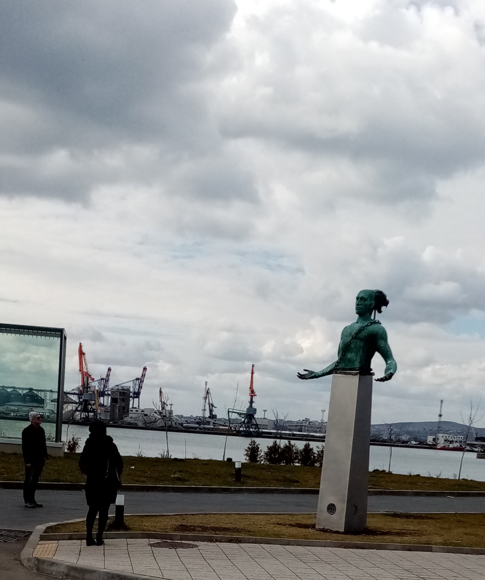 Селфи с принц Вениамин на Морска гара