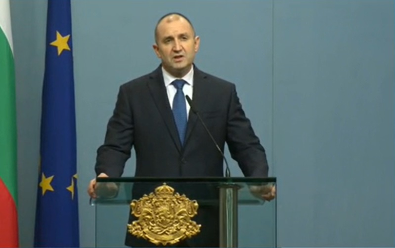 Румен Радев: Мотивите за отмяна на честванията на 3 март бяха политически, а не здравни