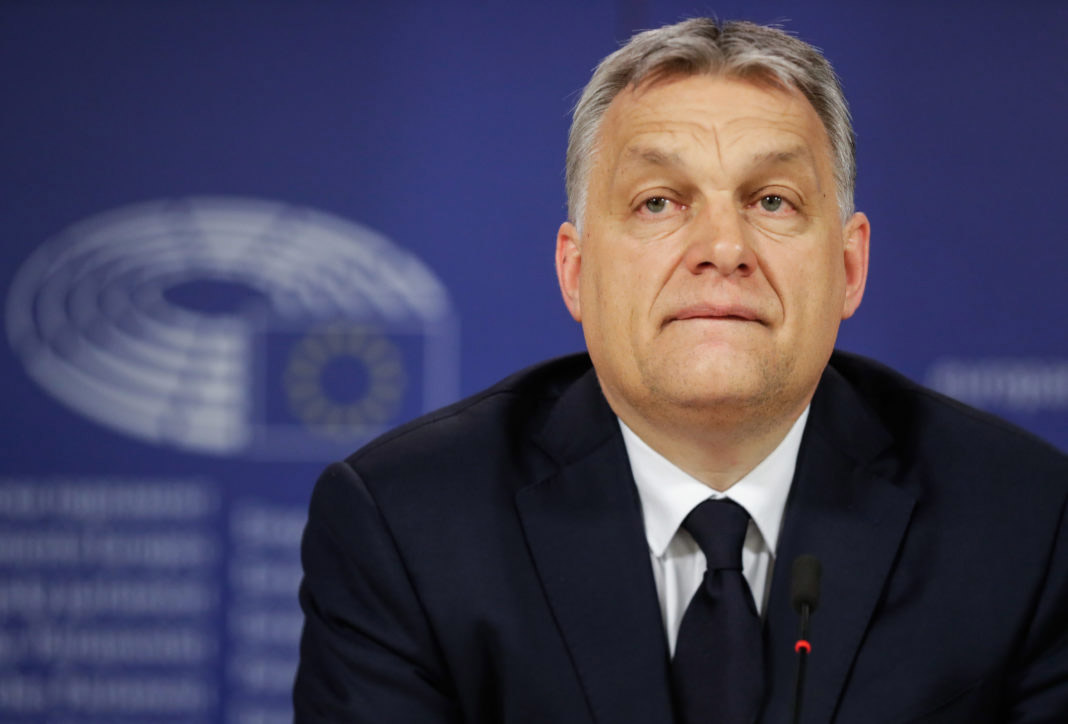 Орбан в преговори за нова група в ЕП