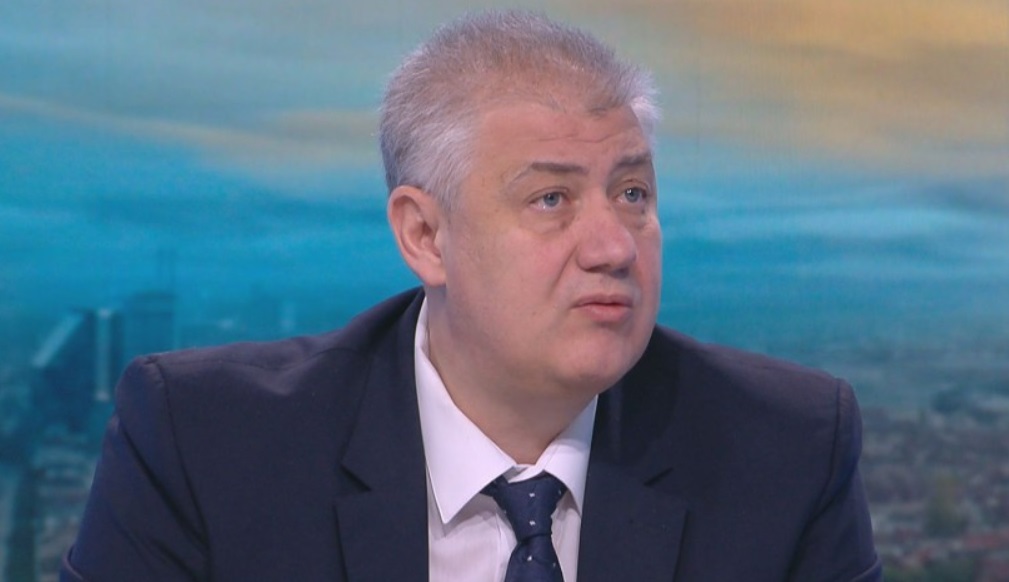Проф. Балтов: Ще се въведат ограничения за цялата страна, ако няма резултат на регионално ниво