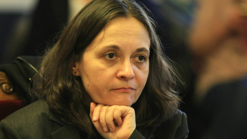 Жени Начева: Около 70 000 души са се записали за ваксиниране през електронната система