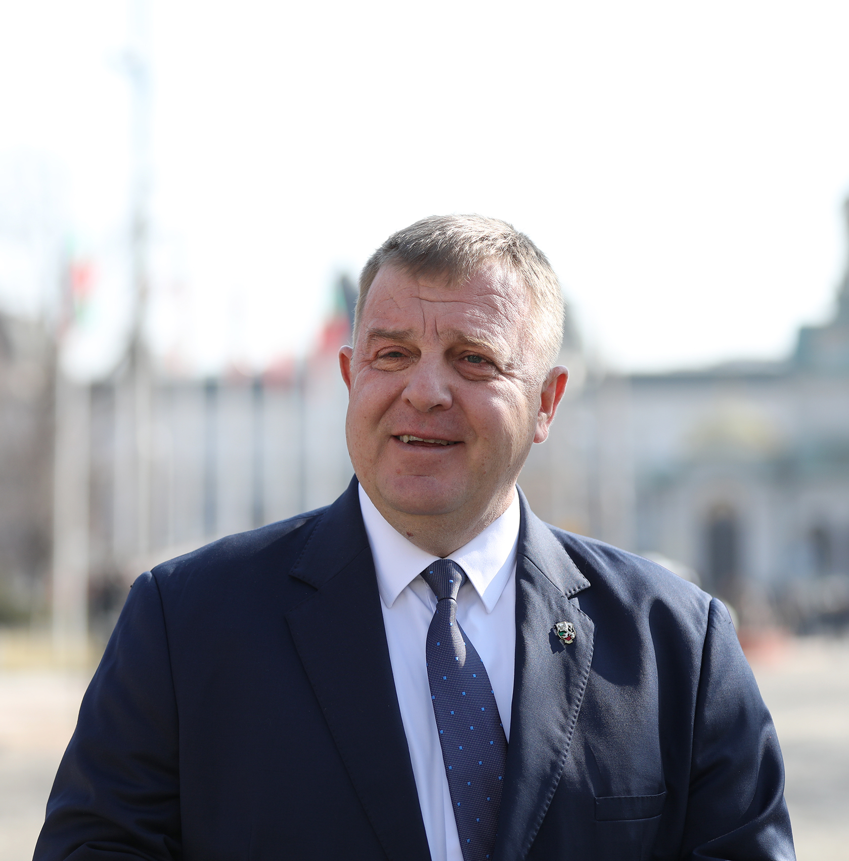 Каракачанов призова македонците с български паспорти да гласуват за истинската ВМРО