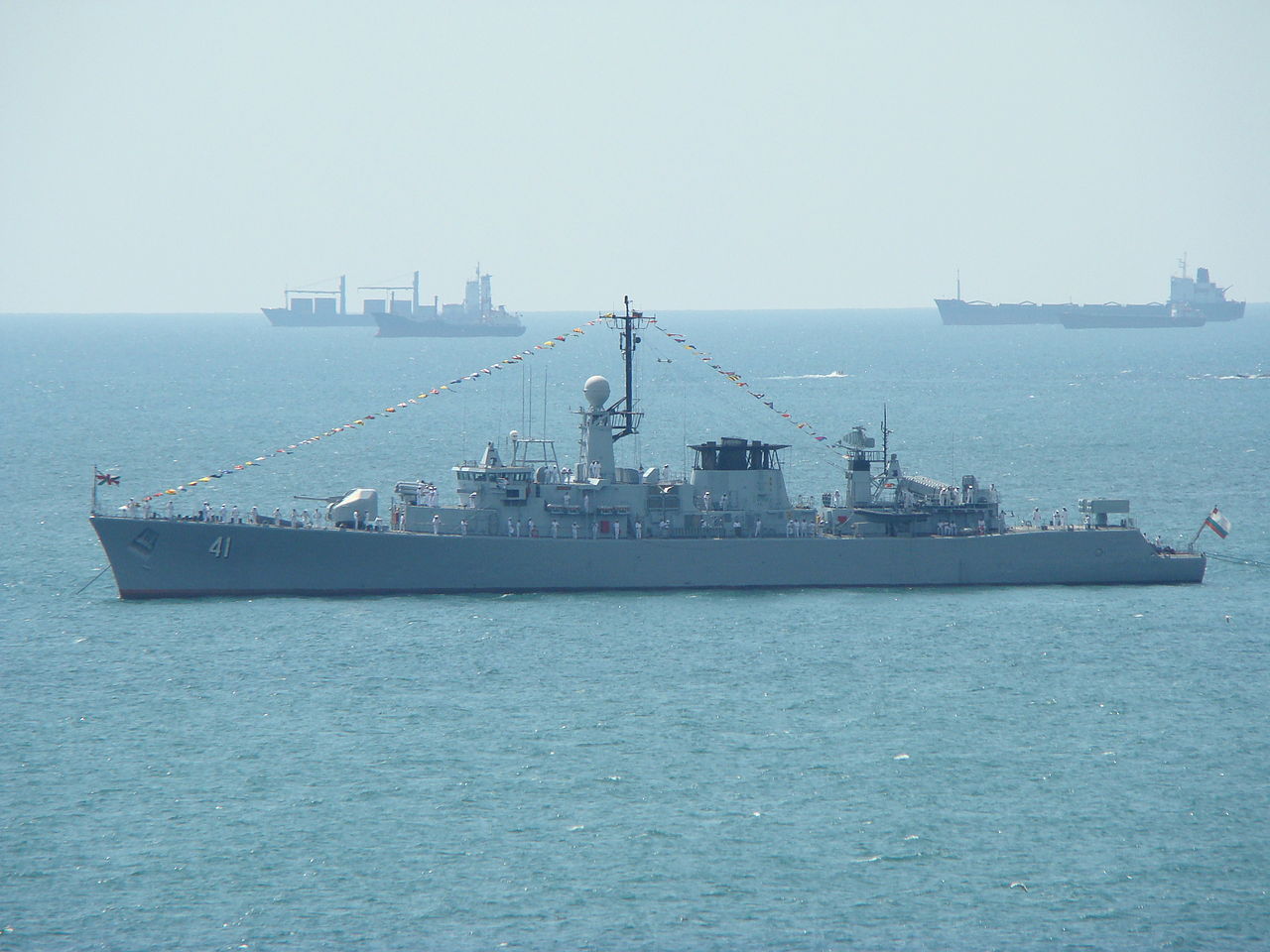Двама моряци загинаха, след като кораб потъна в Черно море