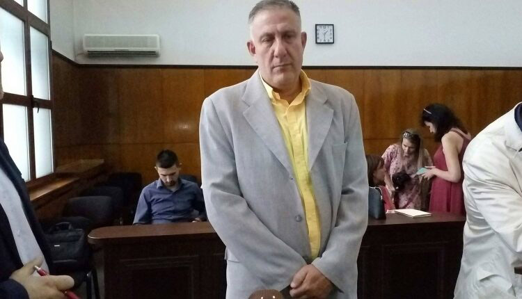 Виновен ли е докторът, гръмнал крадец при самоотбрана