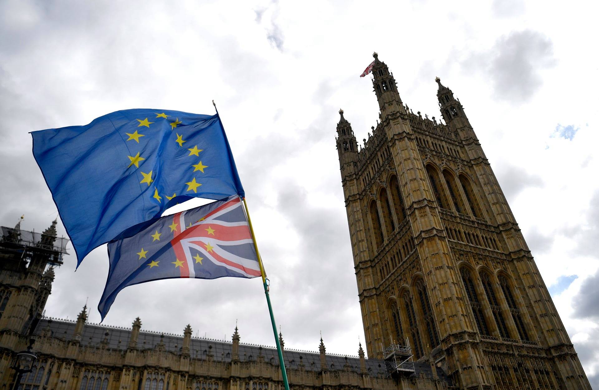 Износът на британски стоки за ЕС през януари е спаднал с 41 процента