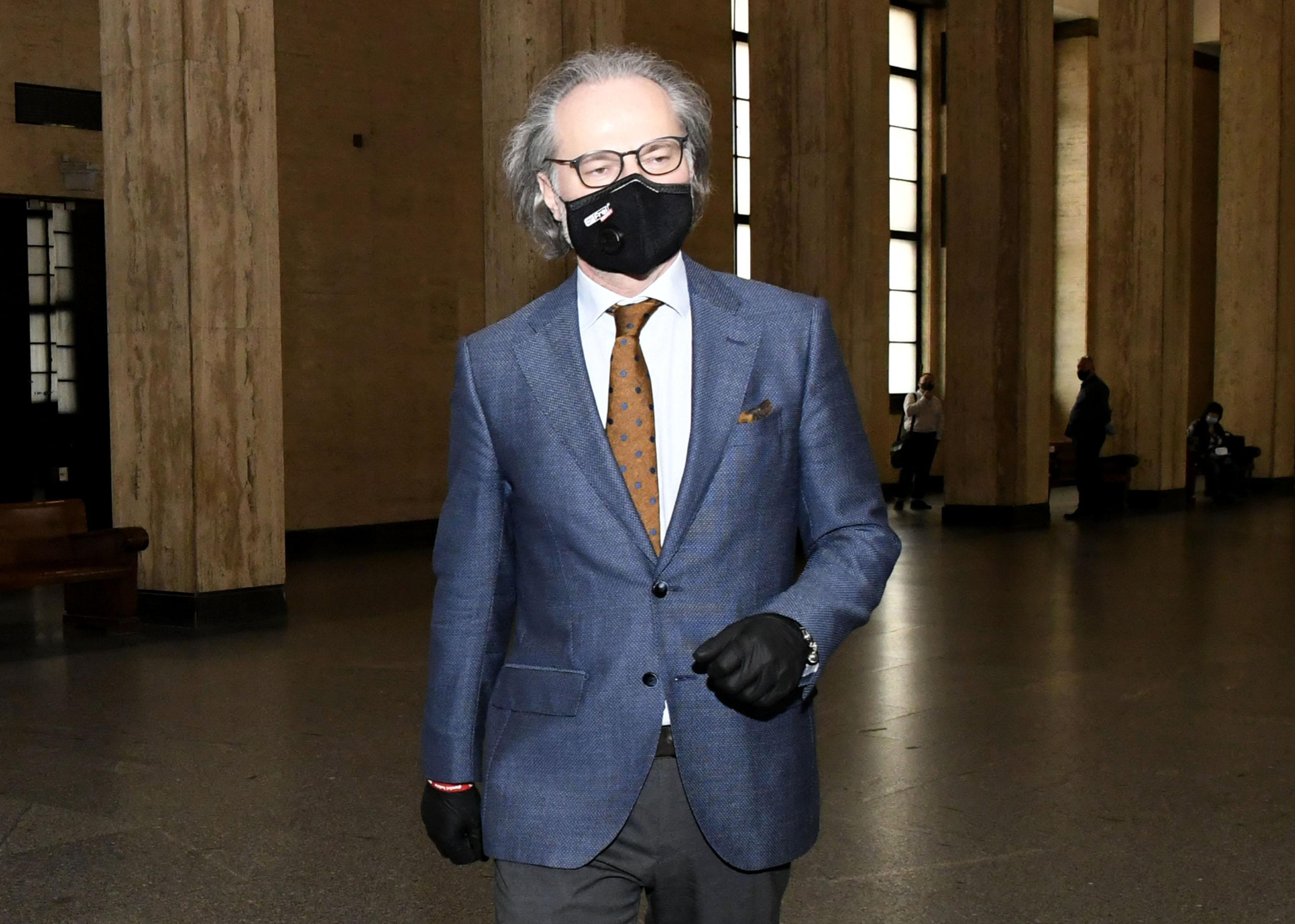 1000 лв. глоба за шофьора, блъснал Лозан Панов