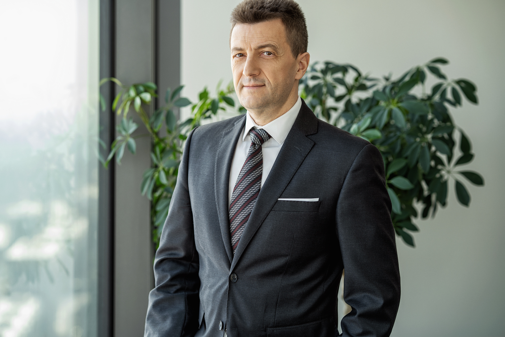 ОББ с нов шеф, Петър Андронов отива в КВС Груп