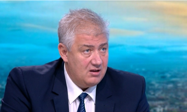 Проф. Балтов: Има нужда от строги мерки срещу коронавируса за две седмици