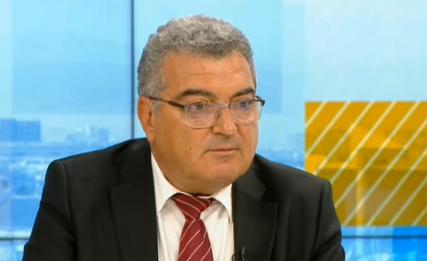 Д-р Данчо Пенчев, РЗИ-София: По-консервативни сме в мерките - КПП-тата не бяха ефективни, няма да има и вечерен час