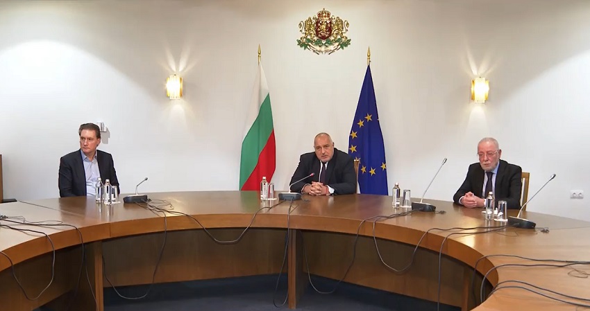 Председателят на ГЕРБ Бойко Борисов пред АОБР: Плоският данък остава