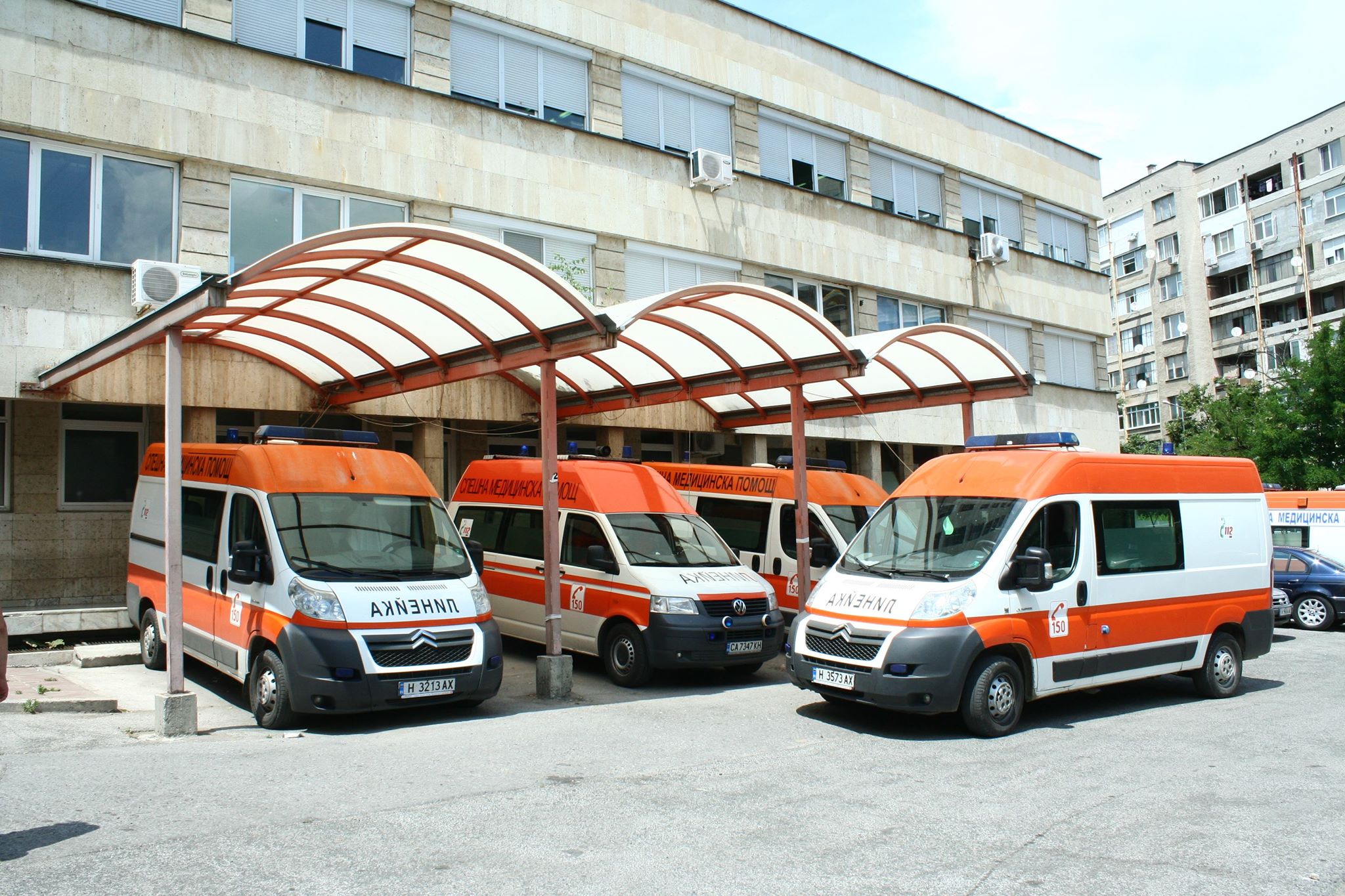 Издъхна пенсионерка, пребита от грабител