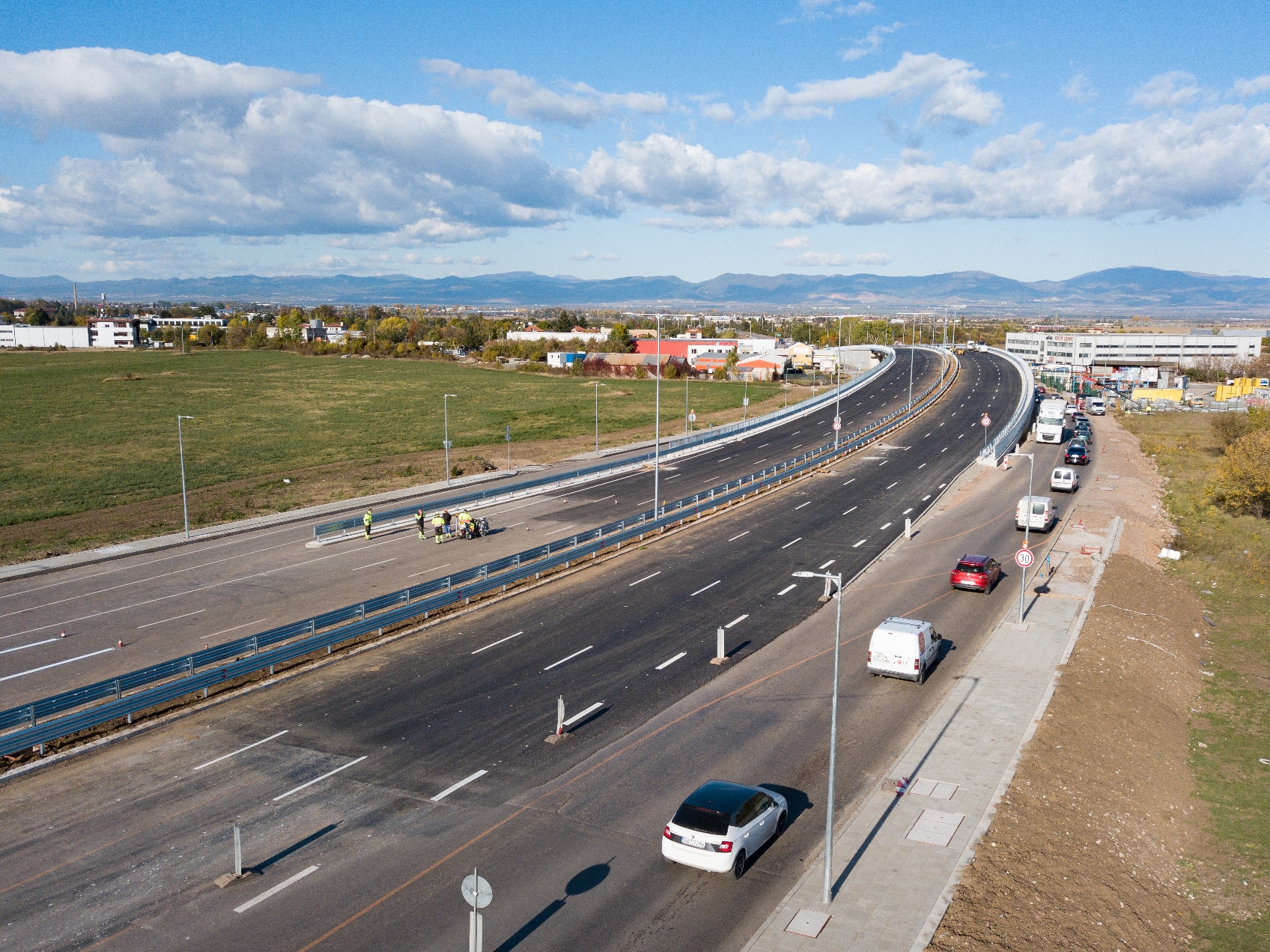 За три часа в неделя сутрин ще бъде затворен участък от Южната дъга на Софийския околовръстен път