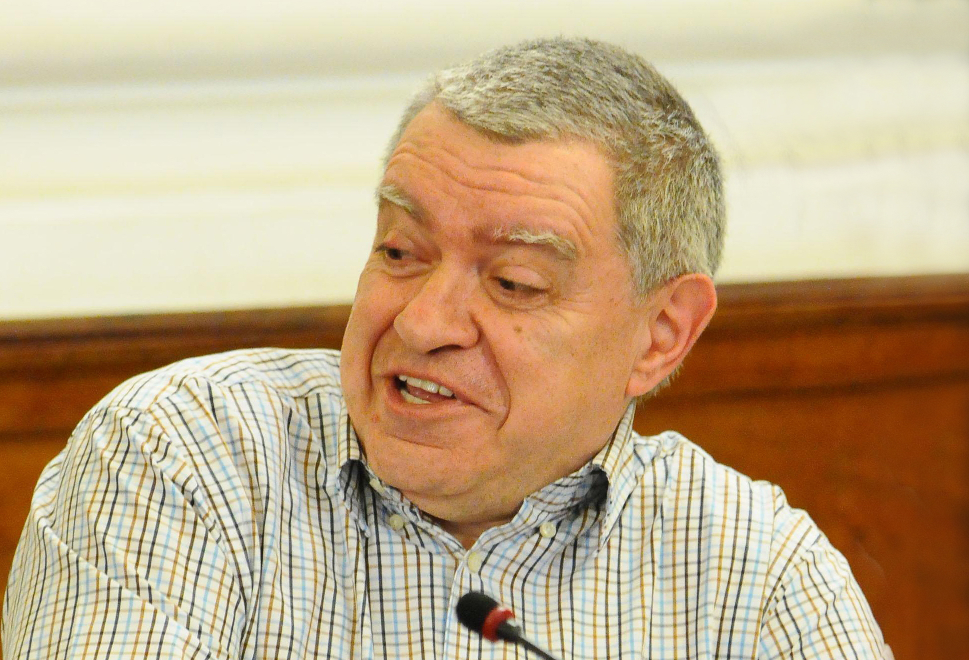 Проф. Михаил Константинов пред „Труд“: Обработката на резултатите от вота ще се забави