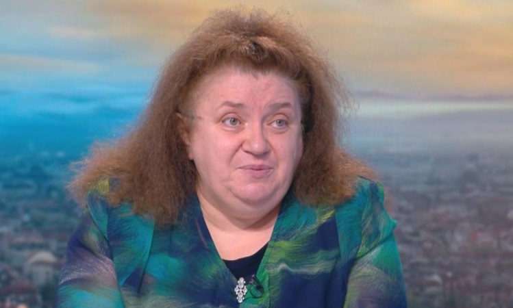 Проф. Радостина Александрова: COVID-19 ще продължи да произвежда нови мутации