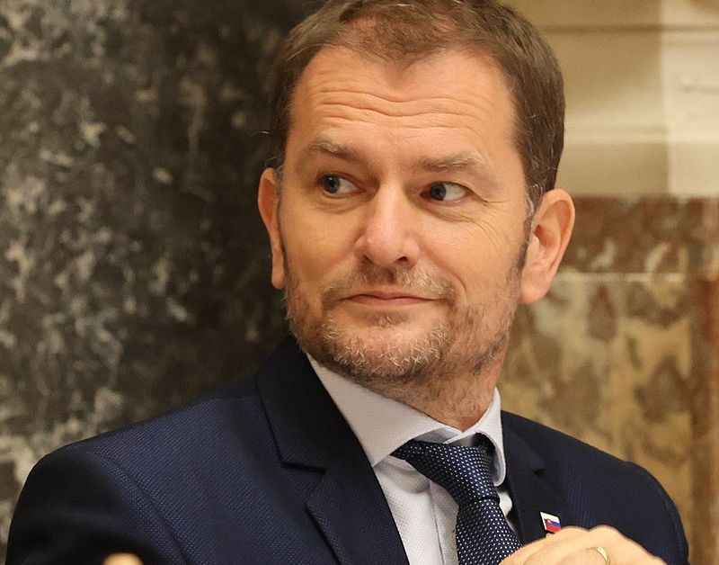 Словашкият премиер Игор Матович подаде оставка