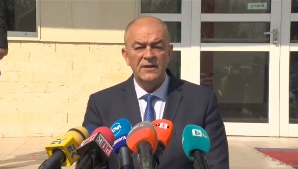 МВР със специална организация за охрана на Covid секциите в страната