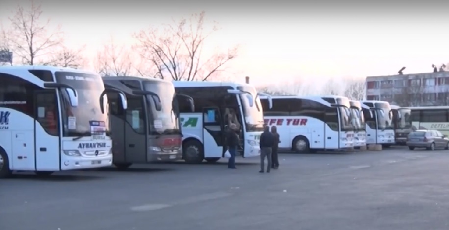 Автобуси с избиратели пристигат от Турция в Кърджали