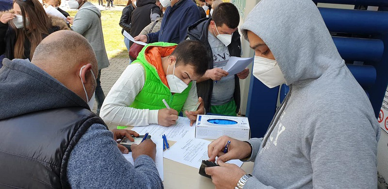 Декларациите спънаха избирателите в Турция