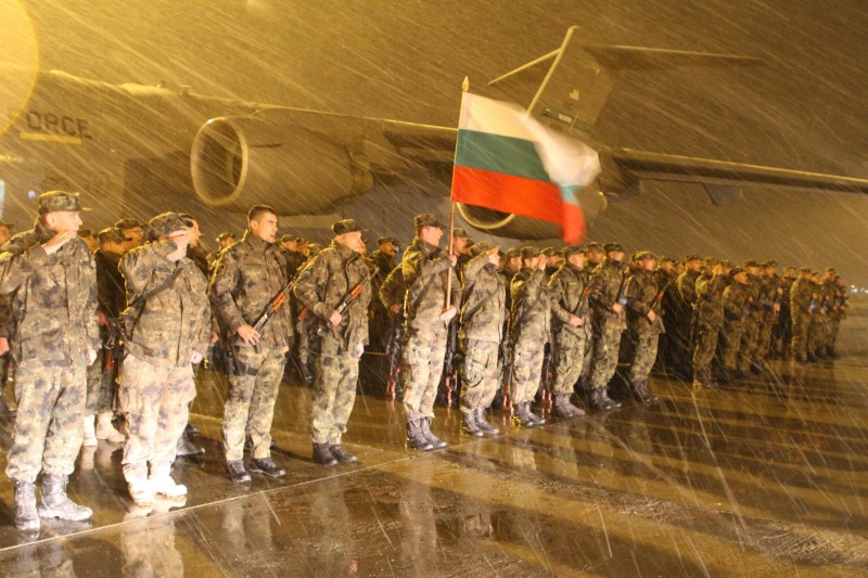 120 наши военни се завърнаха след 6-месечна мисия в Афганистан