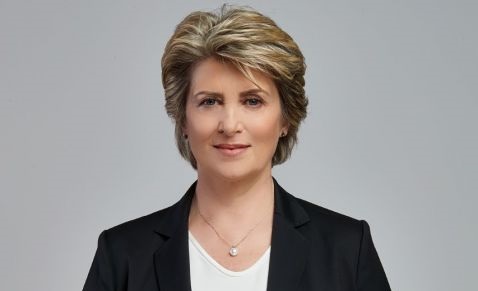 Весела Лечева е шампионът по преференции на БСП