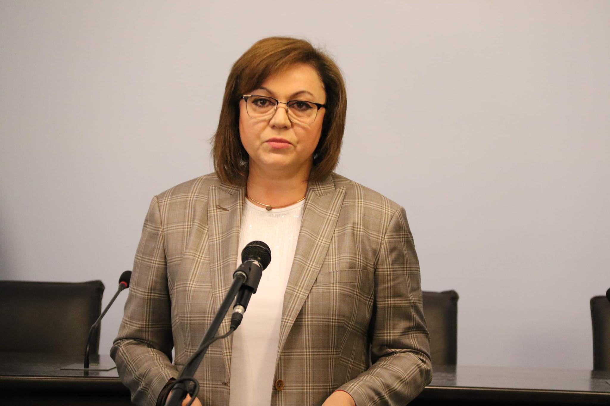 Нинова: ГЕРБ залагат мини за следващото управление (ВИДЕО)