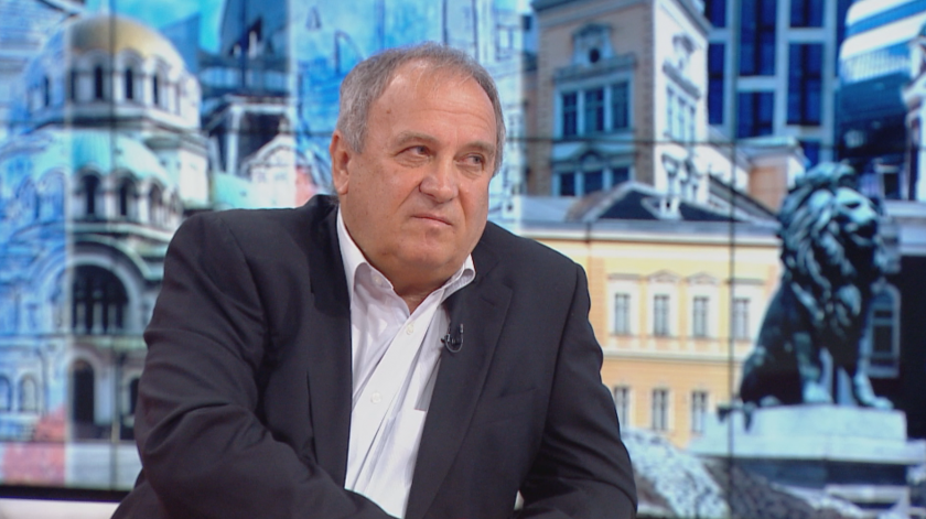 Проф. Атанас Темелков: На 100 % са пълни леглата в реанимацията на Александровска болница