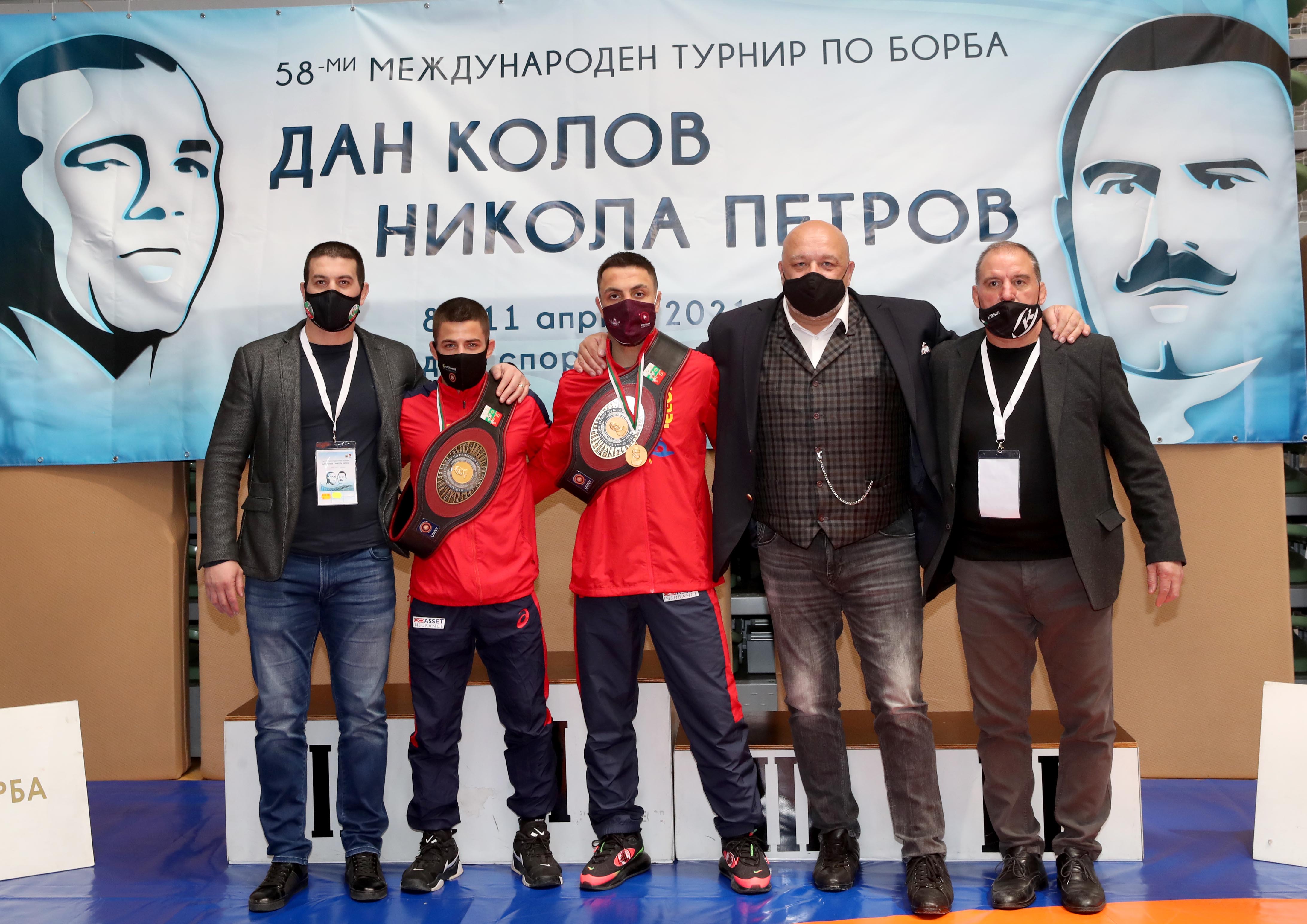 Спортният министър награди победителите в турнира “Дан Колов-Никола Петров”