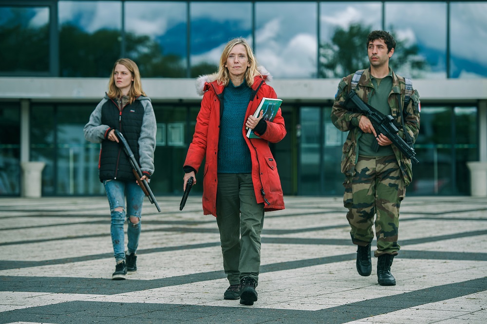 Кои са извънземните нашественици в сериала "Война на световете"?