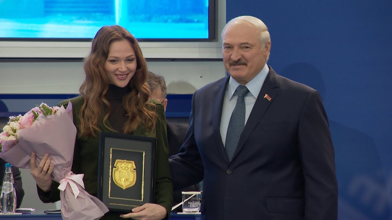 Бивши командоси охраняват шампионка по плуване