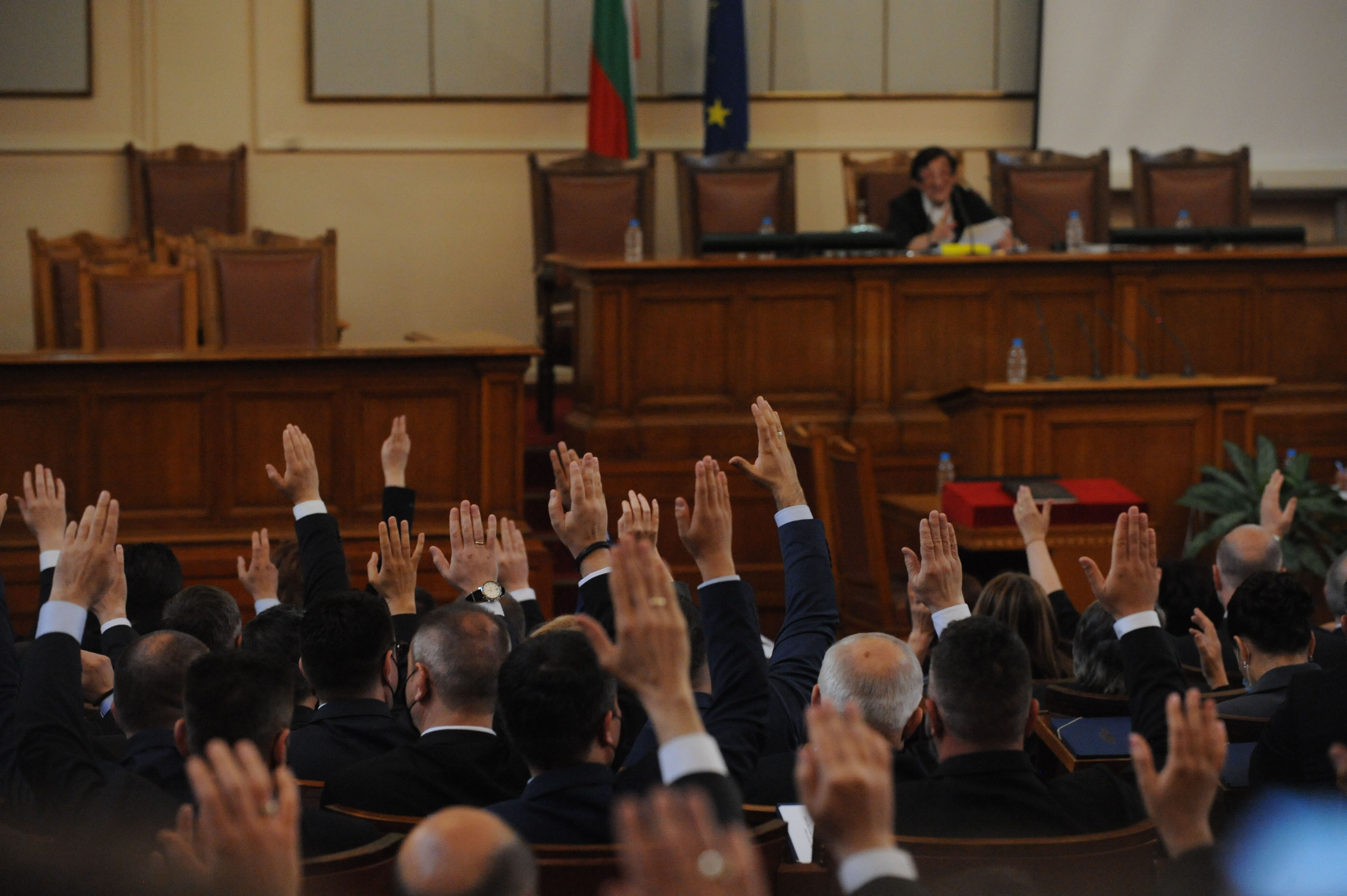 Плановете на партиите в НС: Опозицията иска ревизия и ремонт на законите, ГЕРБ зове за диалог