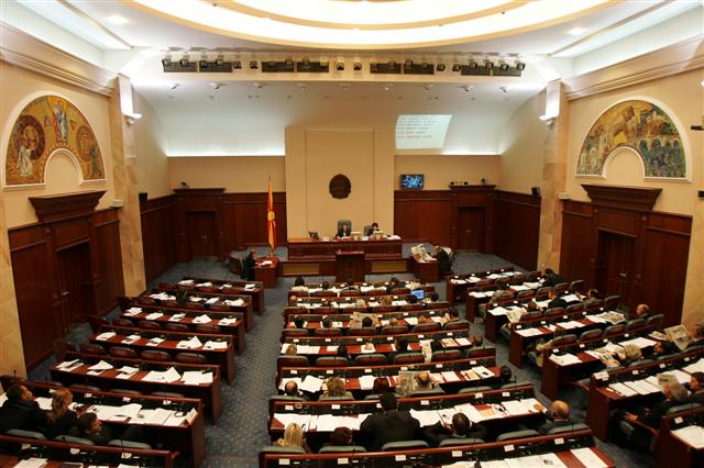 Македонският парламент може да бъде поставен под карантина