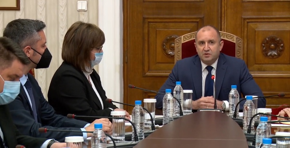 Нинова към Радев: Бихме подкрепили правителство на "Има такъв народ" при четири условия (ВИДЕО)