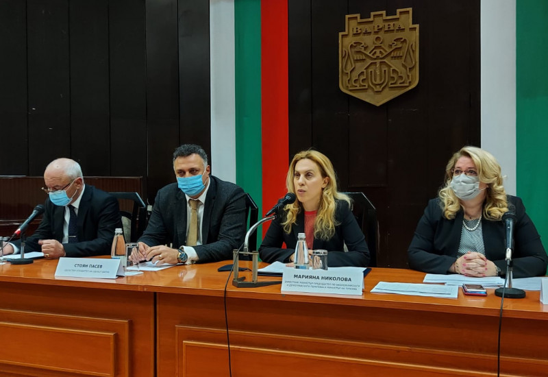 Марияна Николова: Важно е да гарантираме сигурно и безопасно лято на туристите