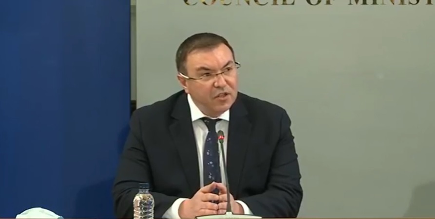 Костадин Ангелов: България излиза от третата вълна на COVID-19 (ВИДЕО)