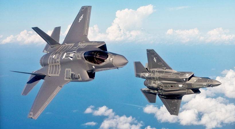 Пентагонът официално отстрани Турция от програмата за изтребители F-35