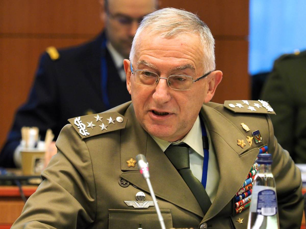 Борисов пред шефа на Военния комитет на ЕС ген. Клаудио Грациано: Напрежението в Черно море буди притеснение