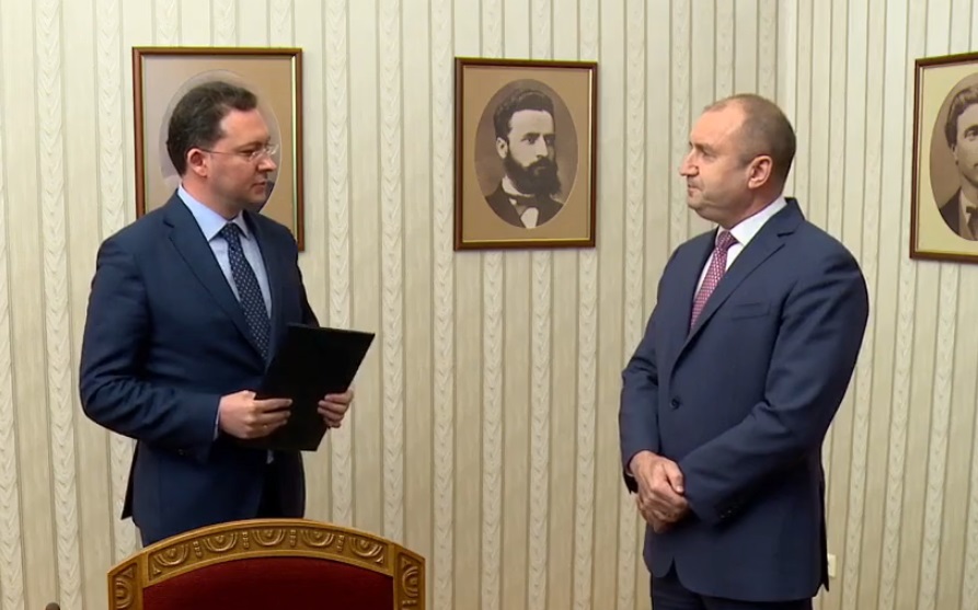 ГЕРБ върна мандата за съставяне на правителство (ВИДЕО)